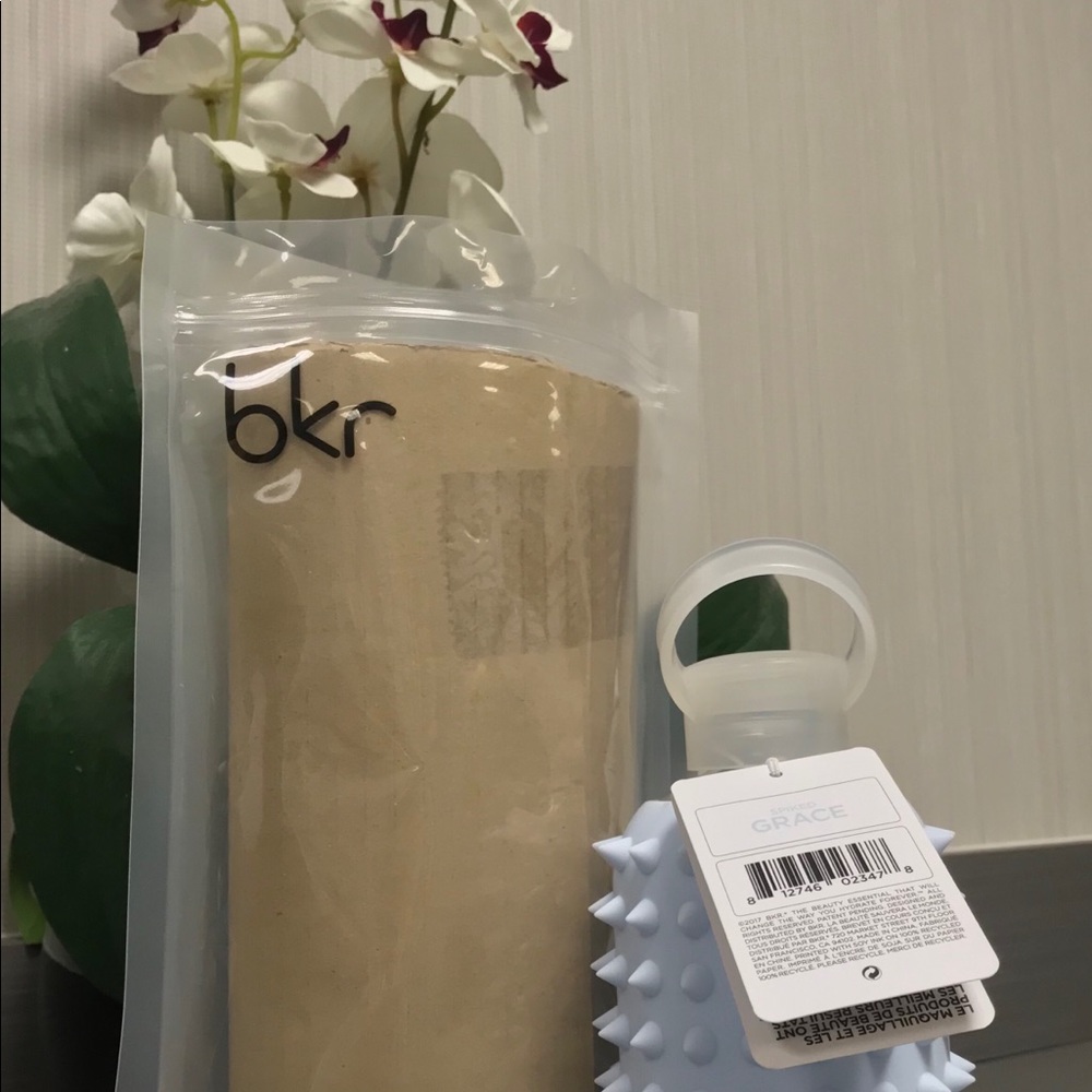 bkr Spiked in Grace Little 16 oz NWT unused